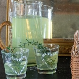 Bicchiere acqua con decoro cuore bianco